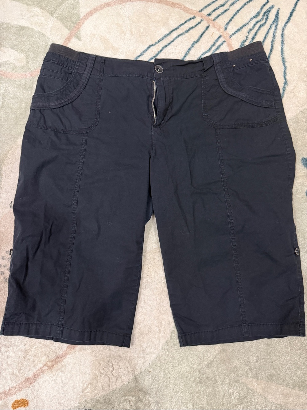 Wonens  Black Cargo Shorts - Classic Summer Short